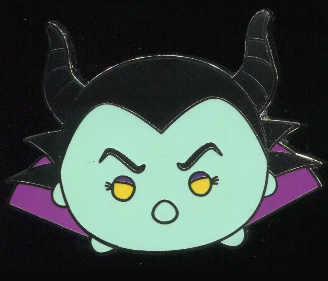 Tsum Tsum Villains Mystery Set - Maleficent front