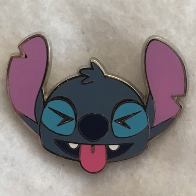 Emoji Blitz Booster Set - Stitch - Sticking Out Tongue front