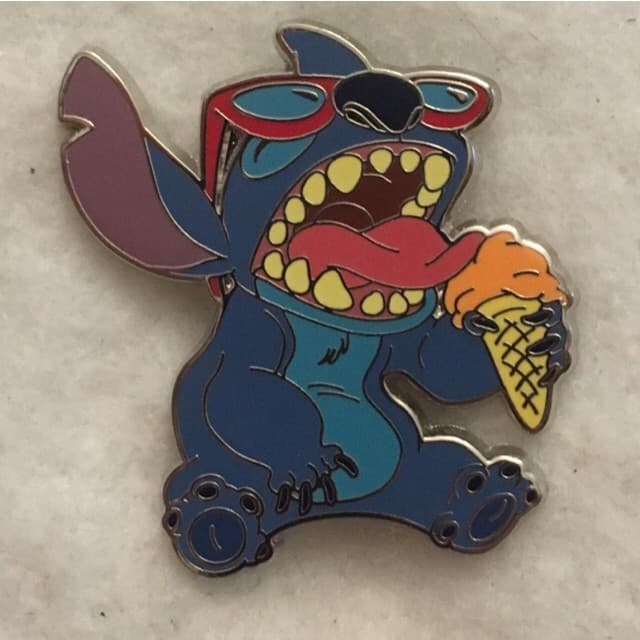 Stitch Booster Set - Stitch with Ice Cream front