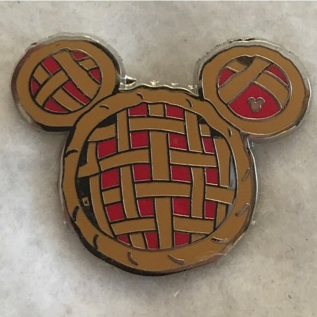 Hidden Mickey 2008 WDW - Food - Pie front