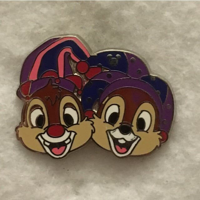 Hidden Mickey 2015 DLR - Mardi Gras - Chip & Dale