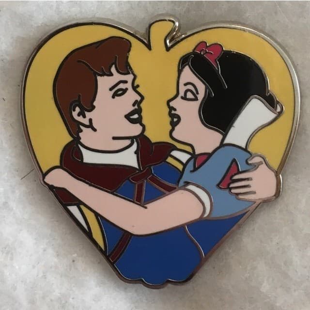 Disney Couples Mystery Set - Snow White and The Prince
