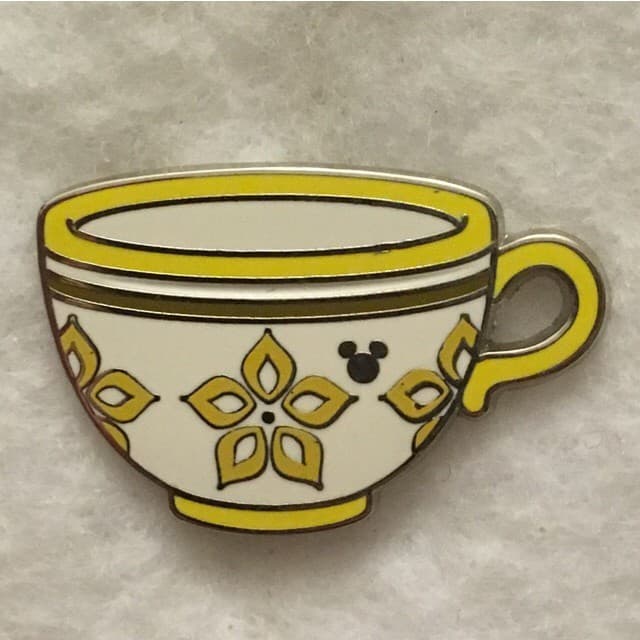 Hidden Mickey 2015 DLR - Teacups - Yellow