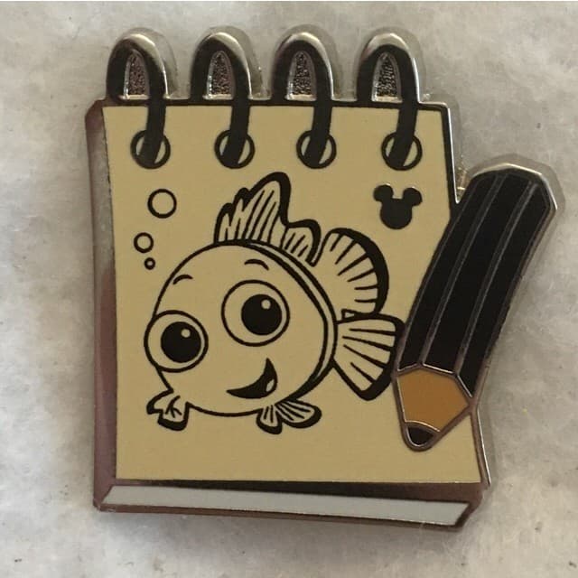 Hidden Mickey 2014 WDW - Sketch Pads - Nemo Chaser front