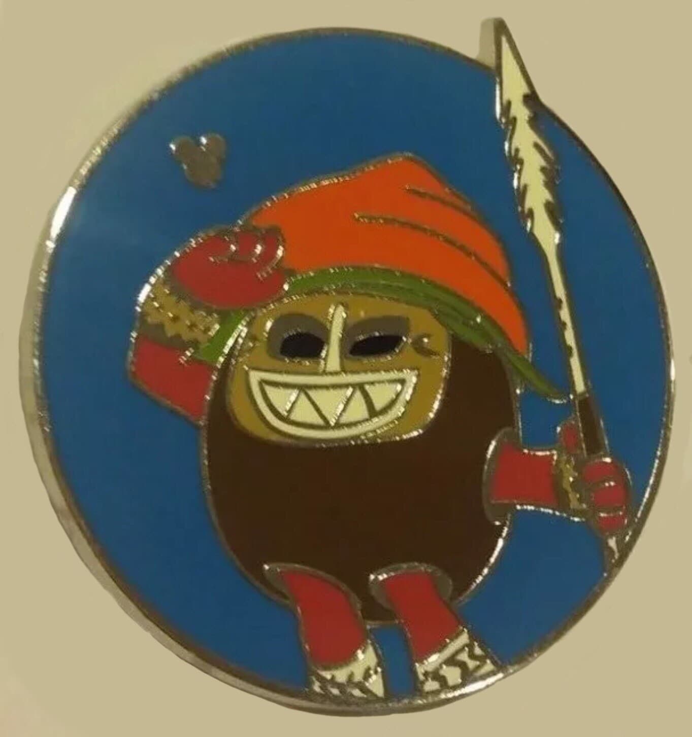 Hidden Mickey 2018 DLR - Moana Coconuts - Blue Saluting front