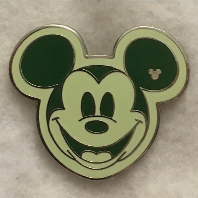 Hidden Mickey 2008 WDW - Colorful Mickeys - Green